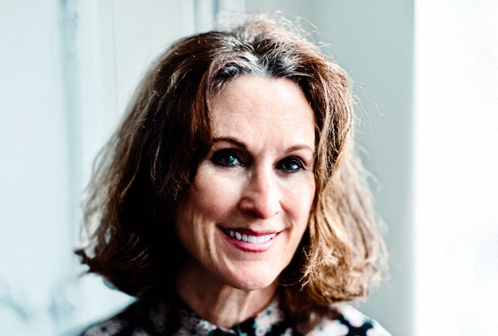 Lynn Pauly